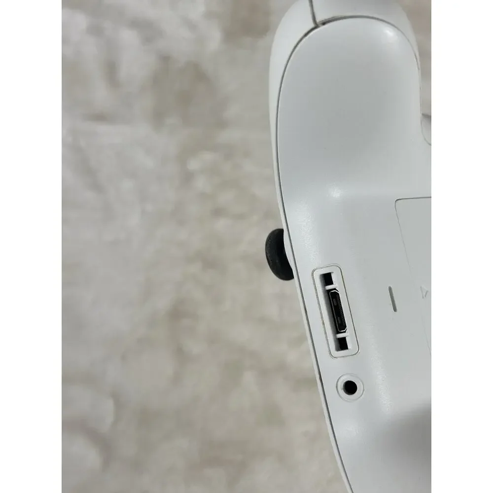 Microsoft Xbox Wireless Controller for Xbox one, Series X/S - White